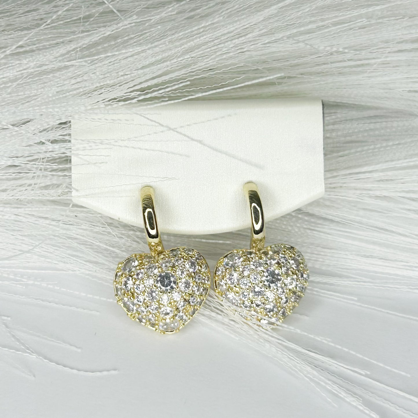Victoria Shiny Stud Earrings