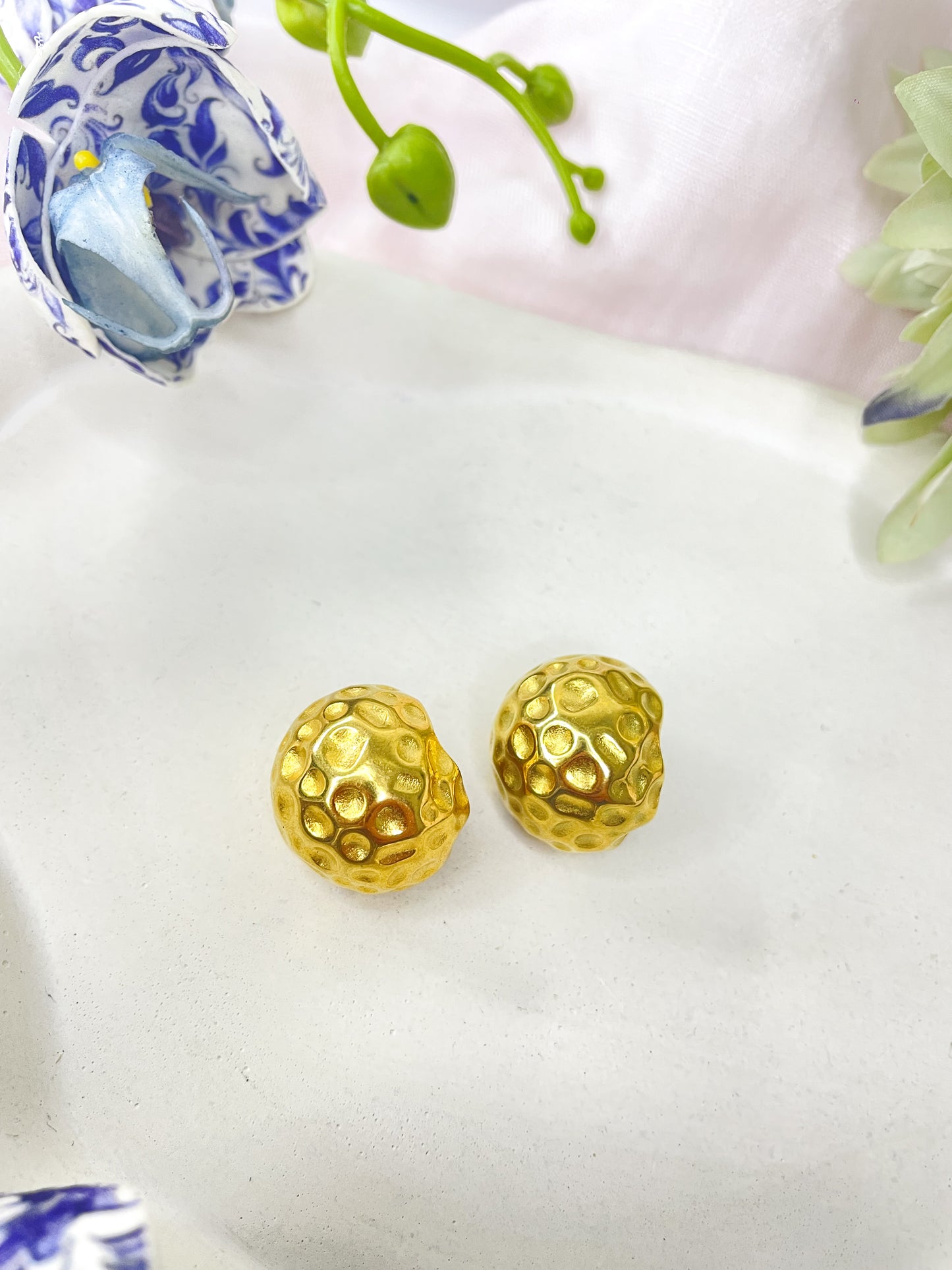 Luna Gold Stud Earrings