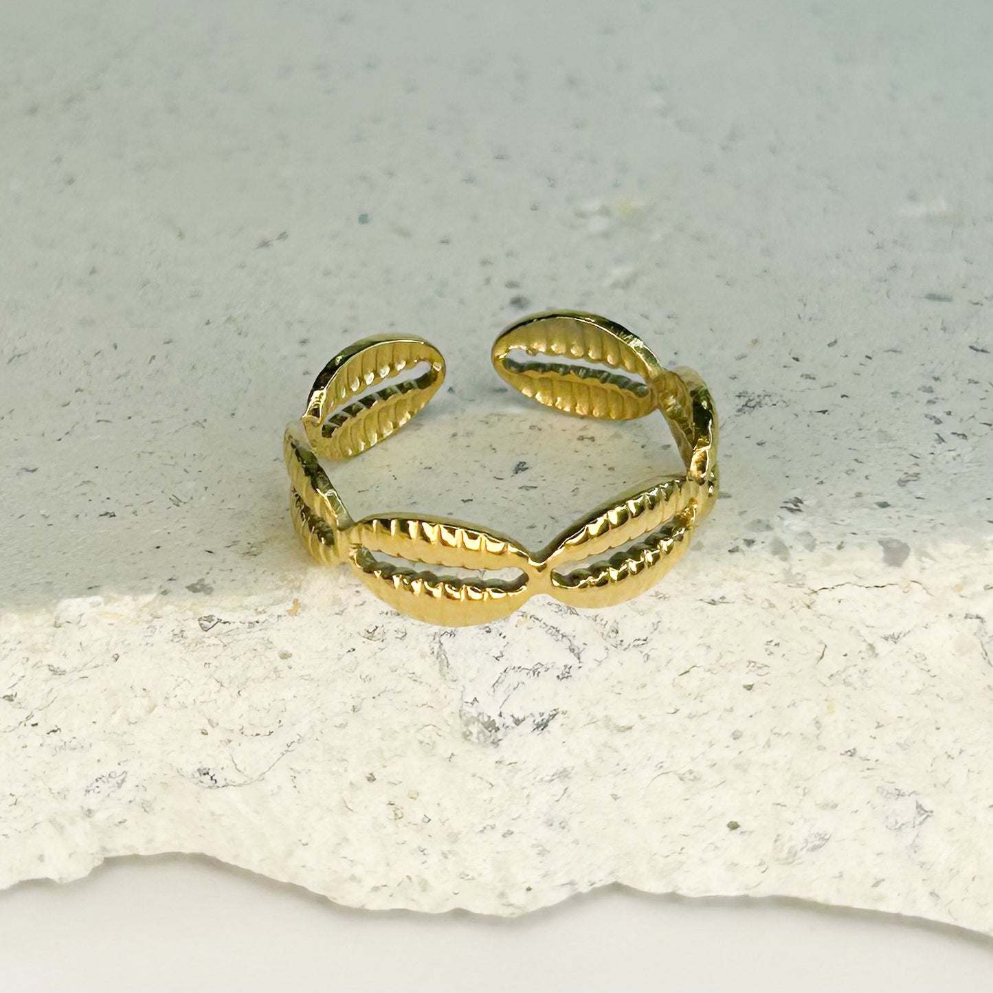 Lily Ring