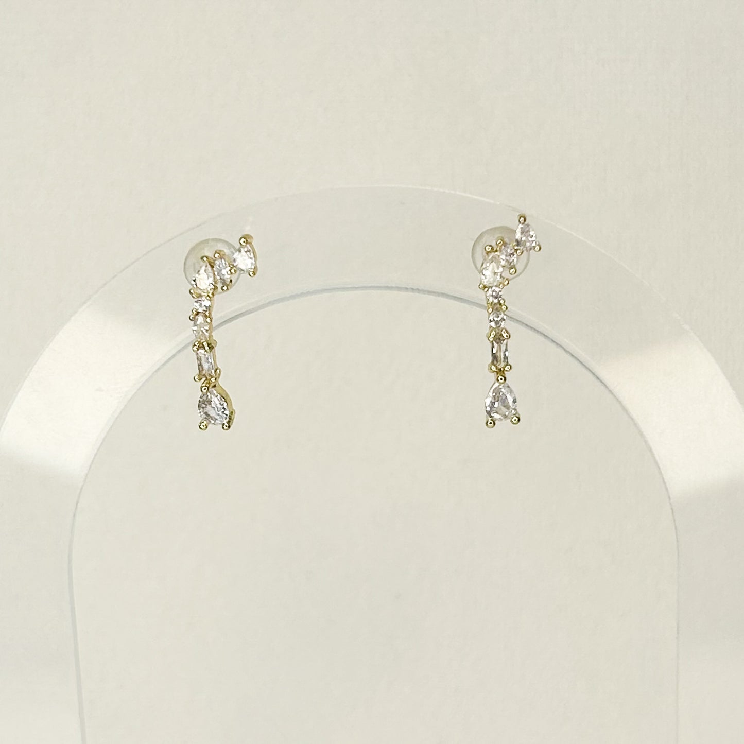 Pauline Shiny Stud Earrings