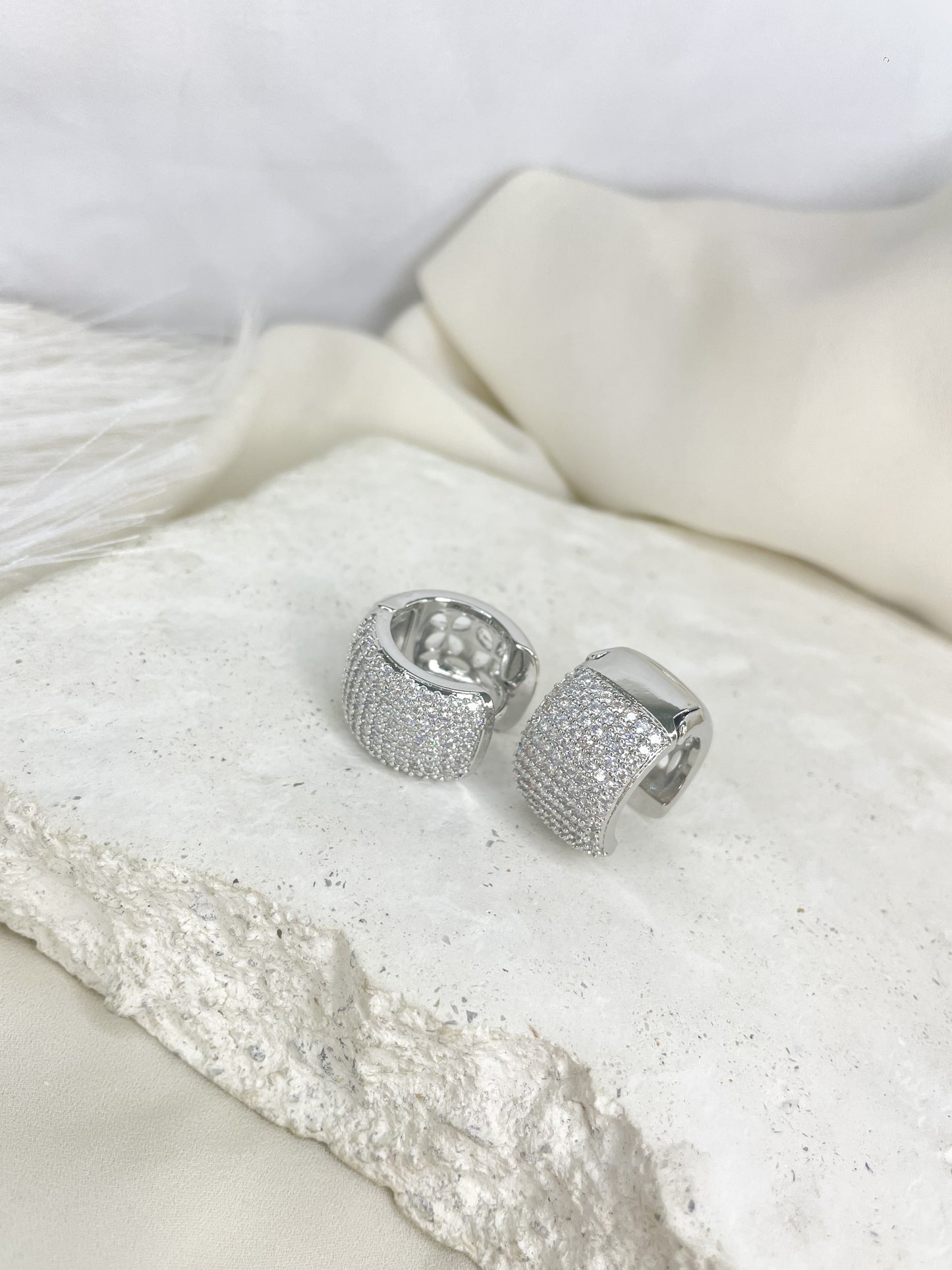 Meg Silver hoop Earrings