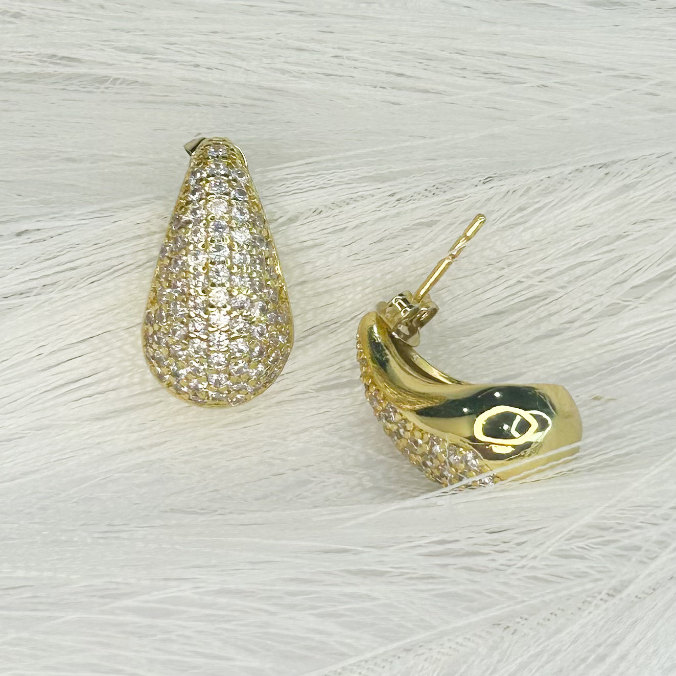 Sloane Shiny Drop Stud Earrings