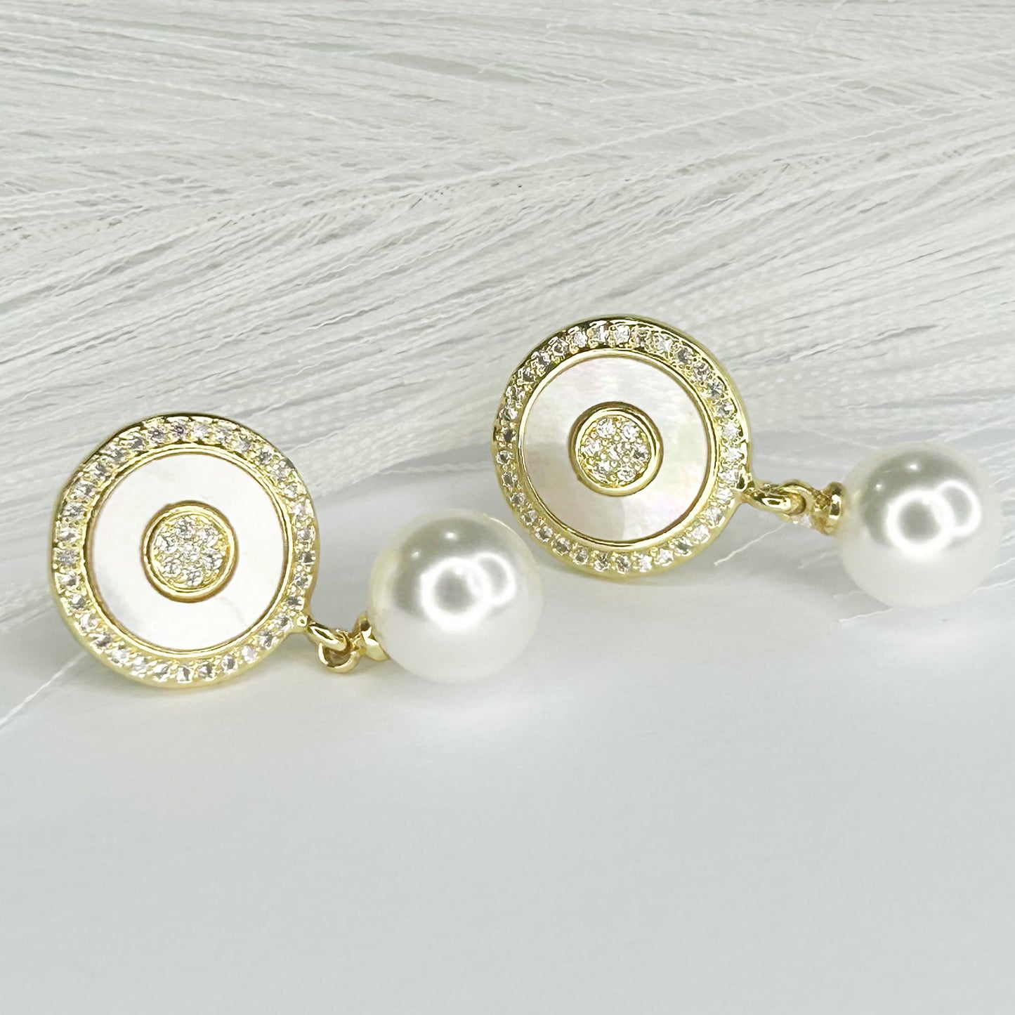 Narnia Pearl Stud Earrings