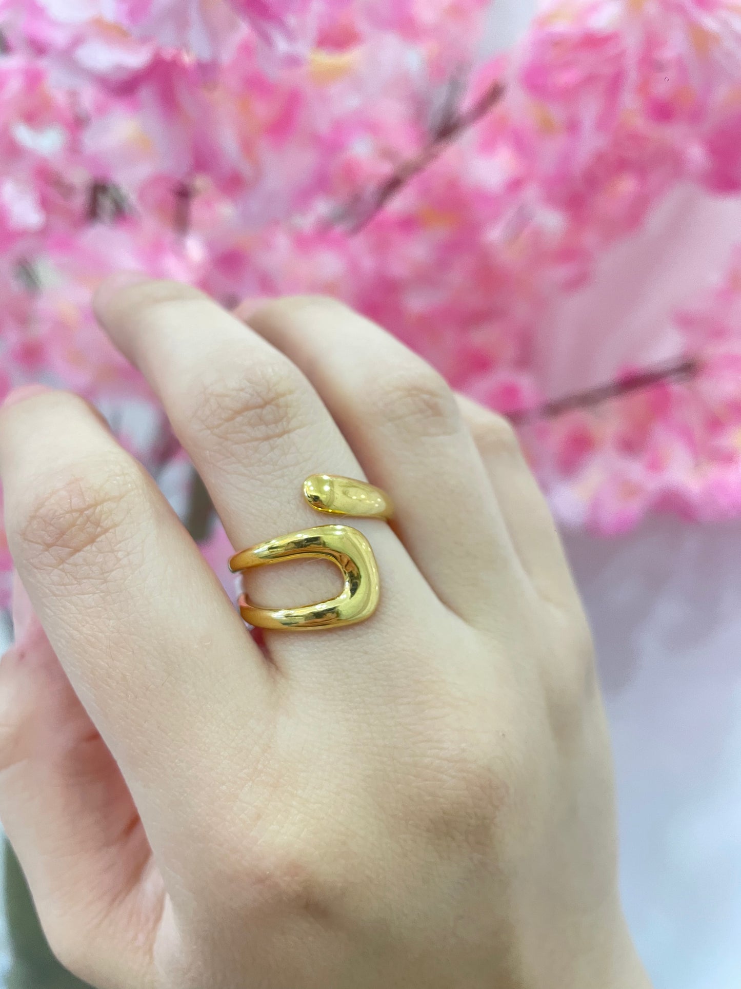 Rea Ring