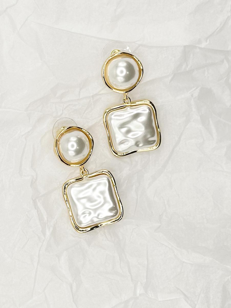 Isar Pearl Earring