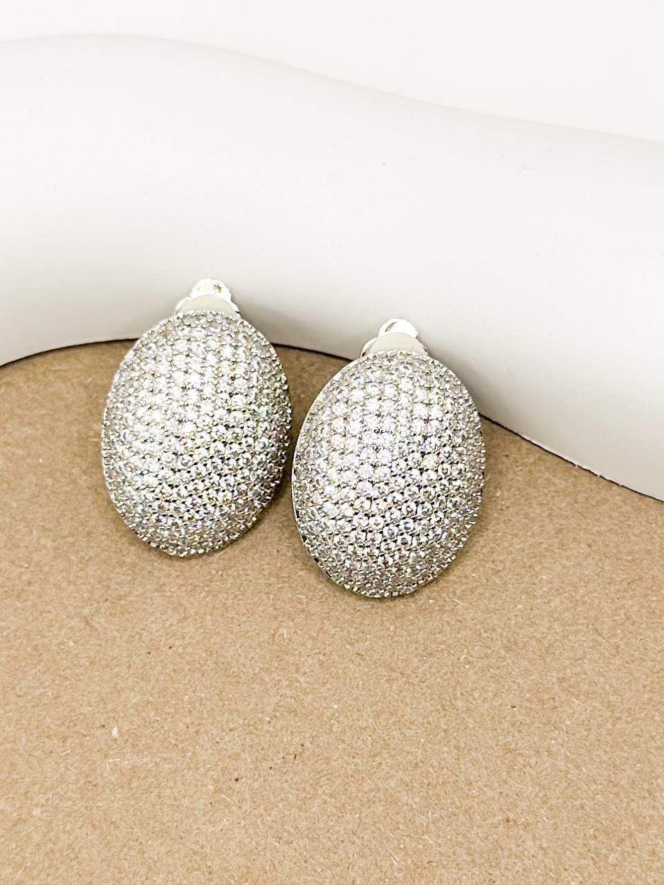 Fira Shiny Silver Earring