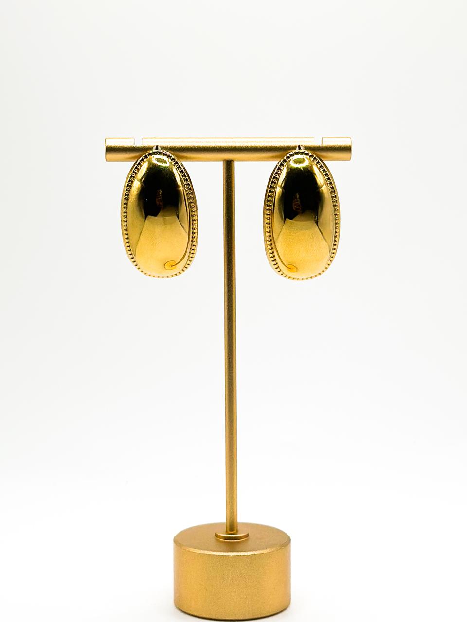 Vale Gold Earring