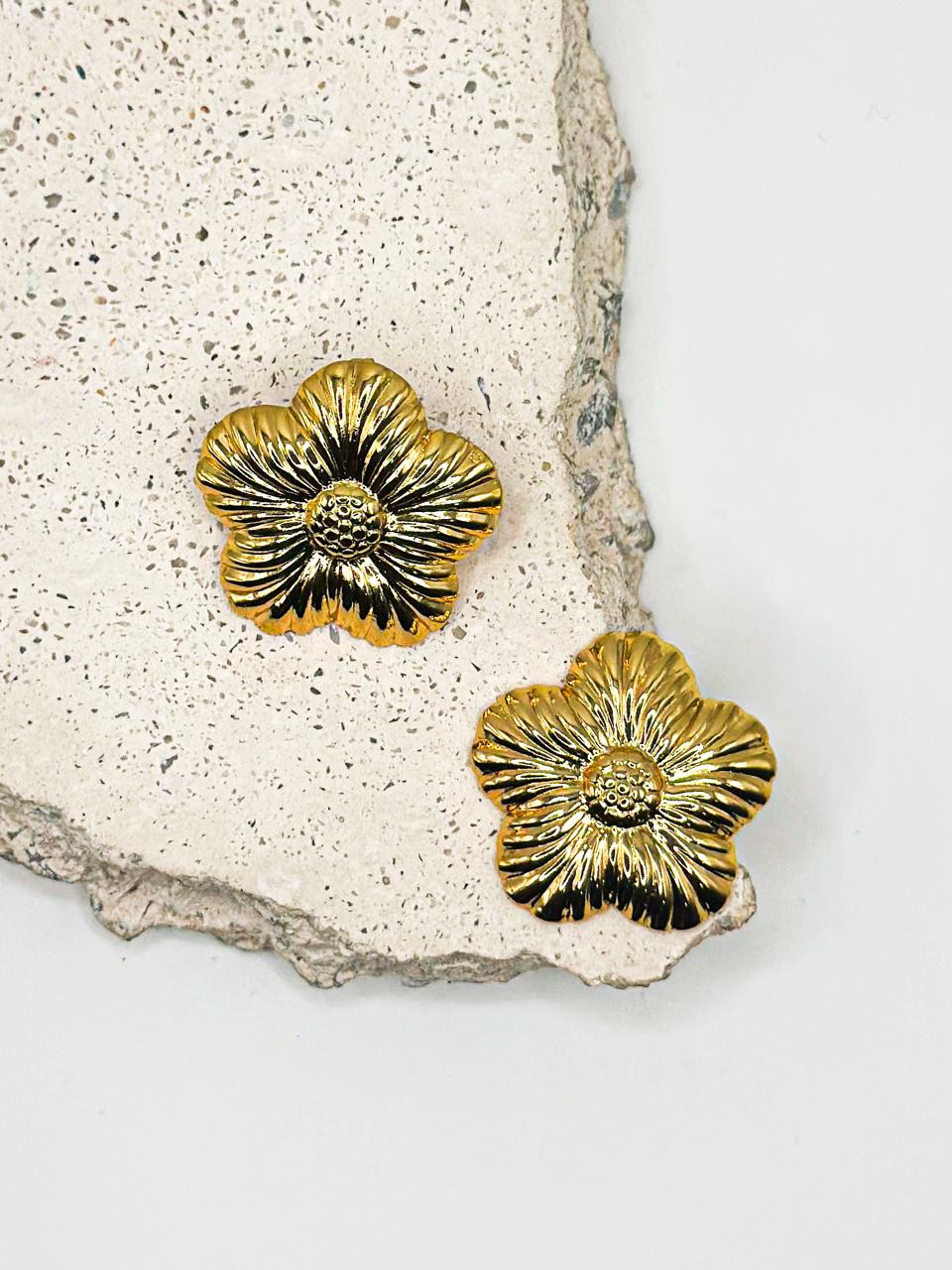 Lavi Gold Earrings