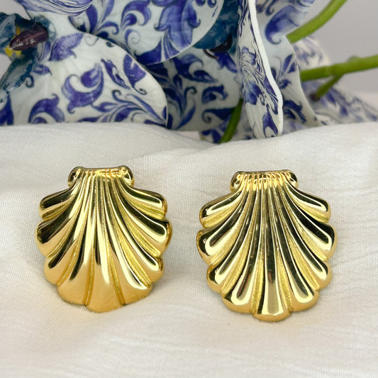 Mandy Gold Stud Earrings