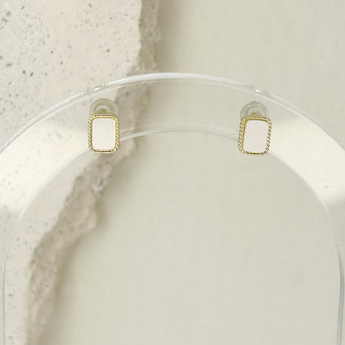 Cari Shiny Stud Earrings