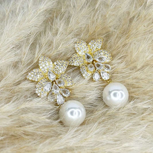 Sophie Pearl Stud Earrings