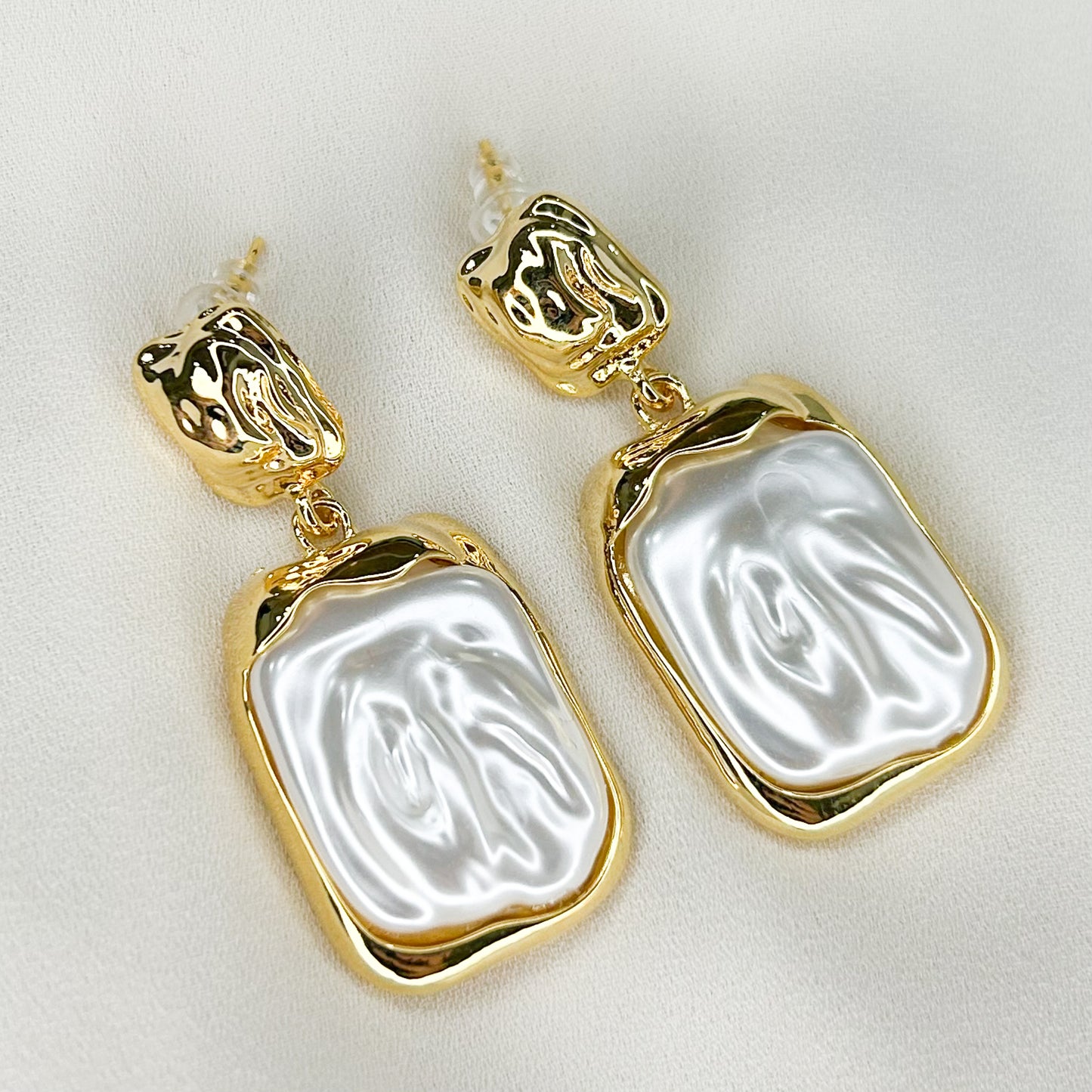 Cordelia Pearl Stud Earring