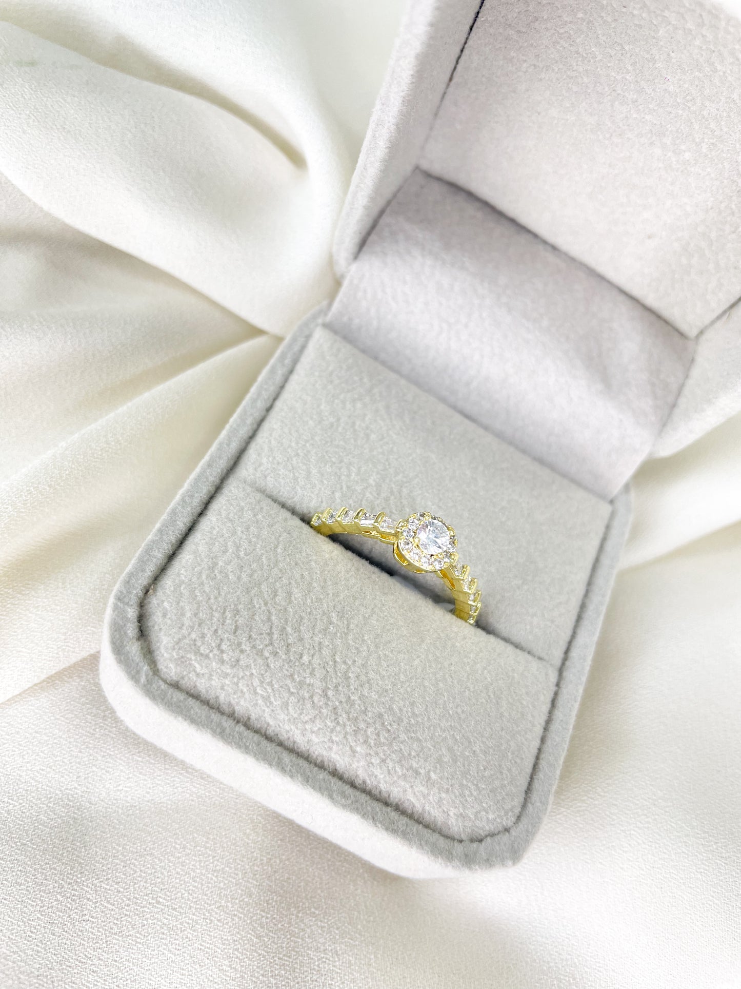 Elizabeth Ring