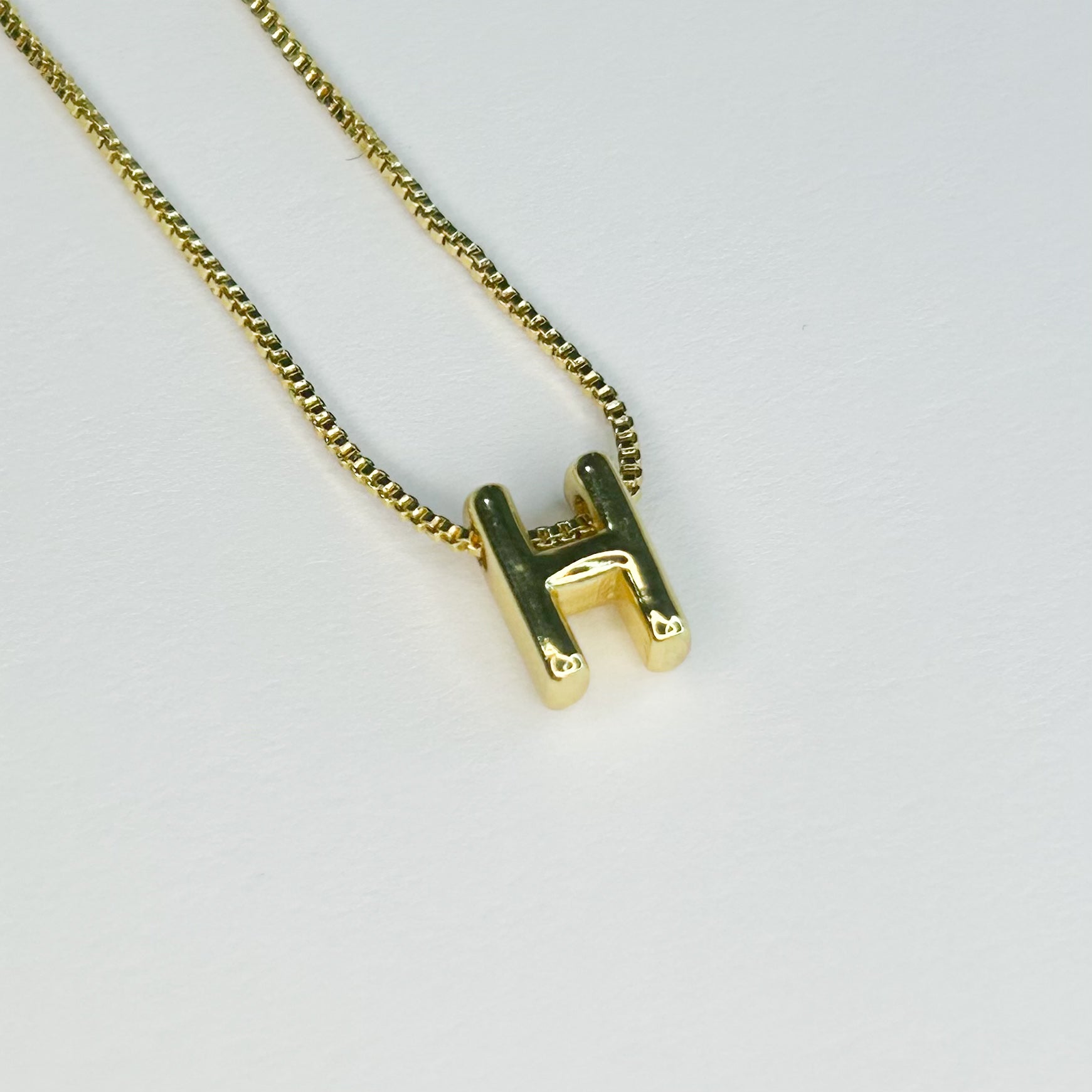 The Maria’s Necklace