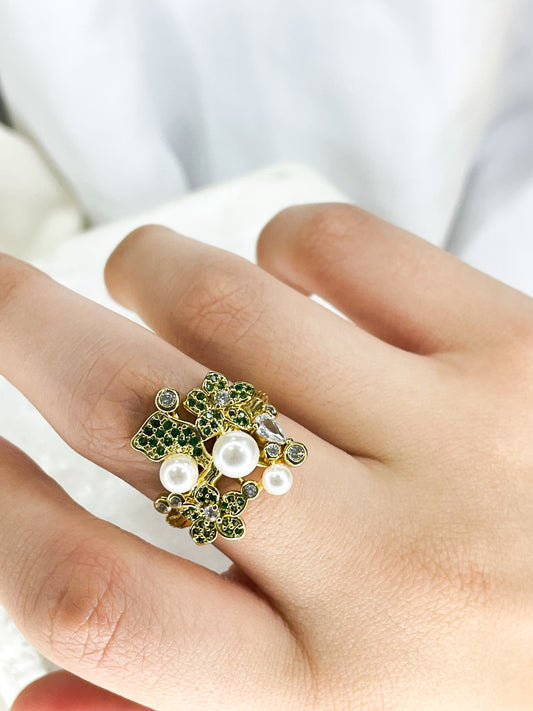 Pearl Ivy Ring