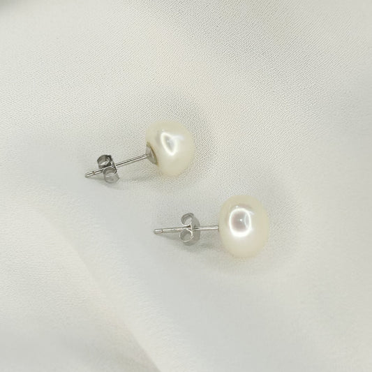 Martha Silver Stud Earrings