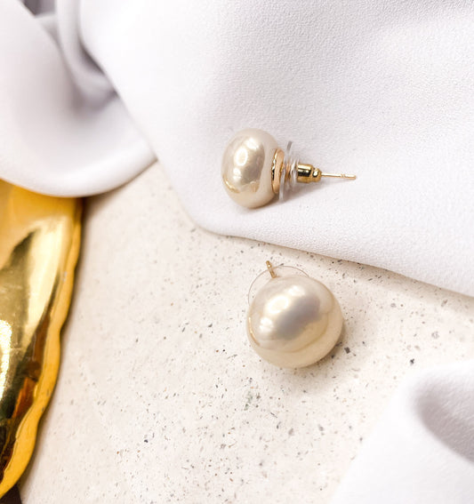 Lina Pearl Stud