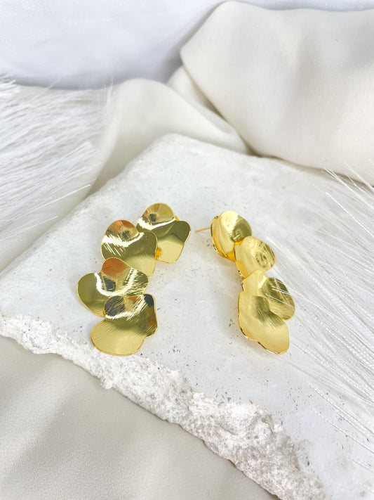 Prya Gold Stud Earrings