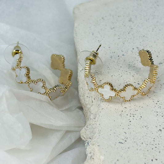 Elvira Shiny Stud Earrings