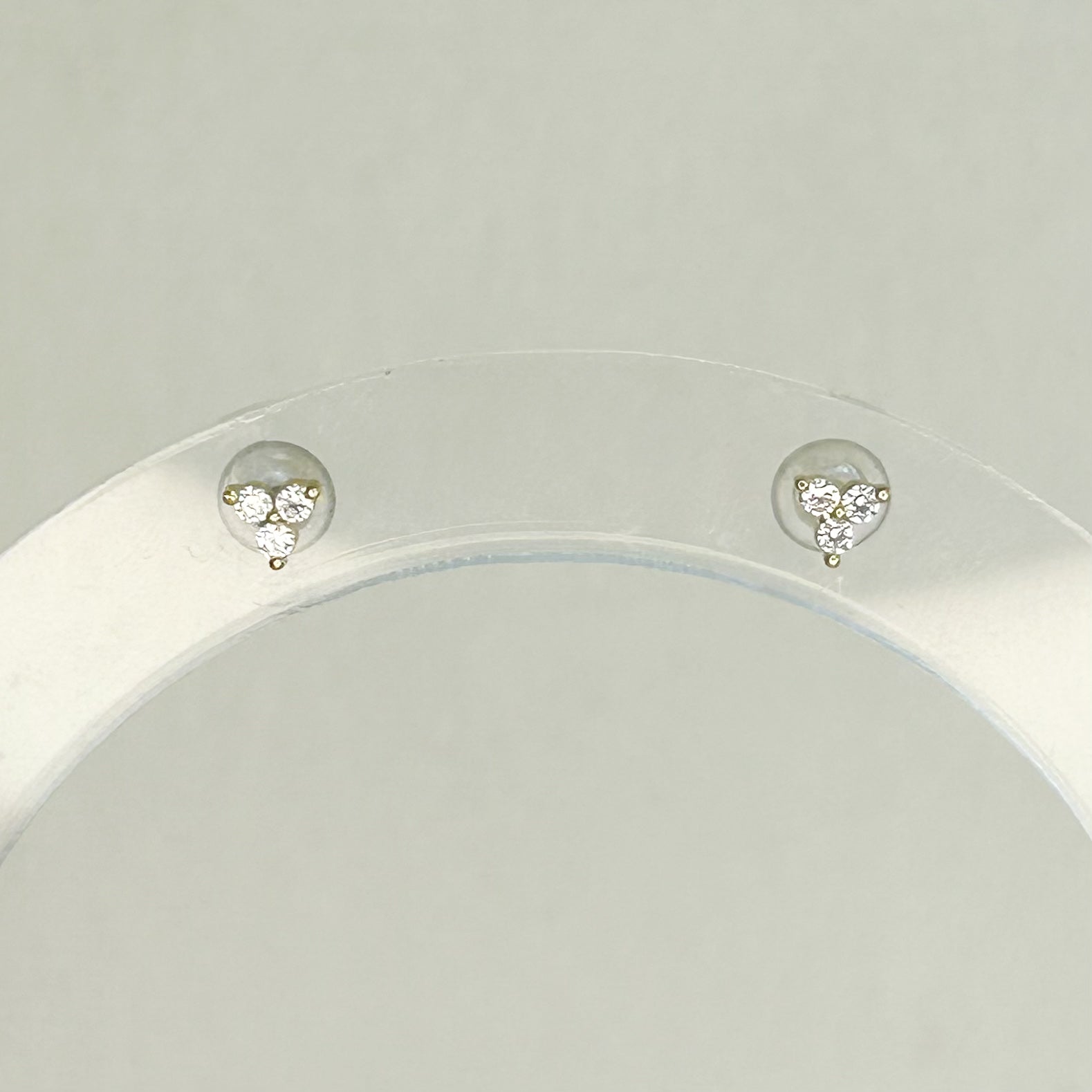 Amy Shiny Stud Earrings