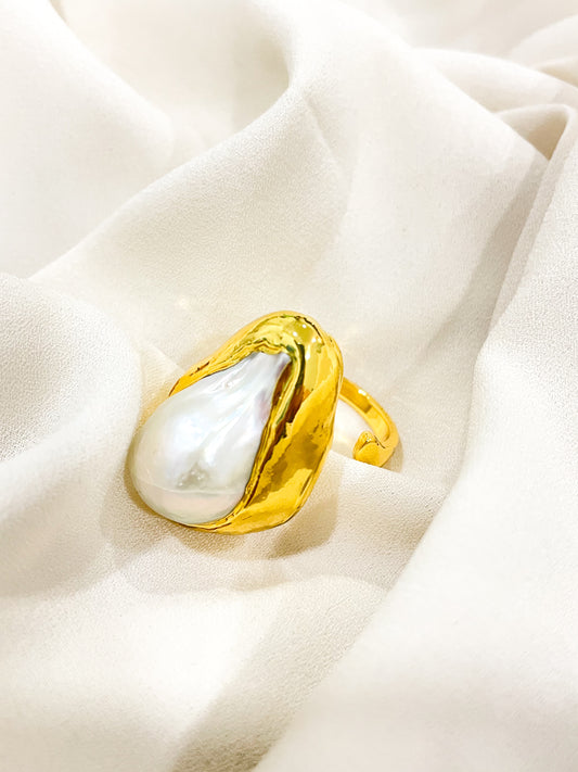 Looney Ring