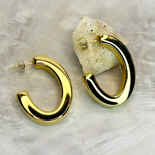 Kyra Gold Stud Earrings