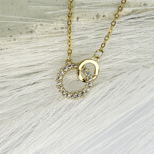 Gloria Necklace