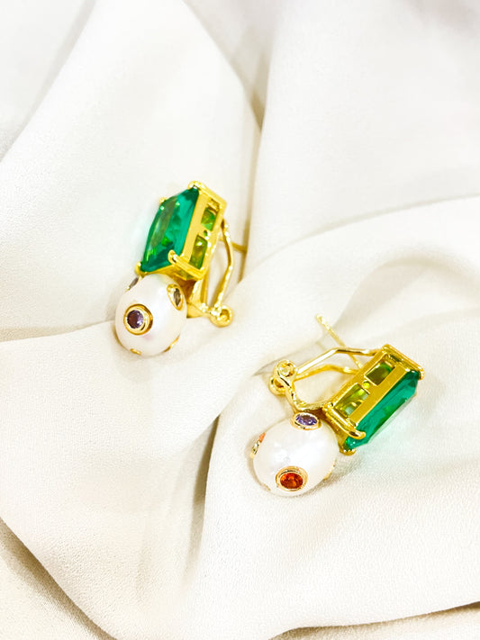 Barry Gold Stud Earrings