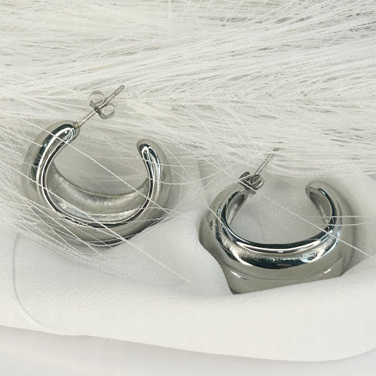 Maria Silver Stud Earrings