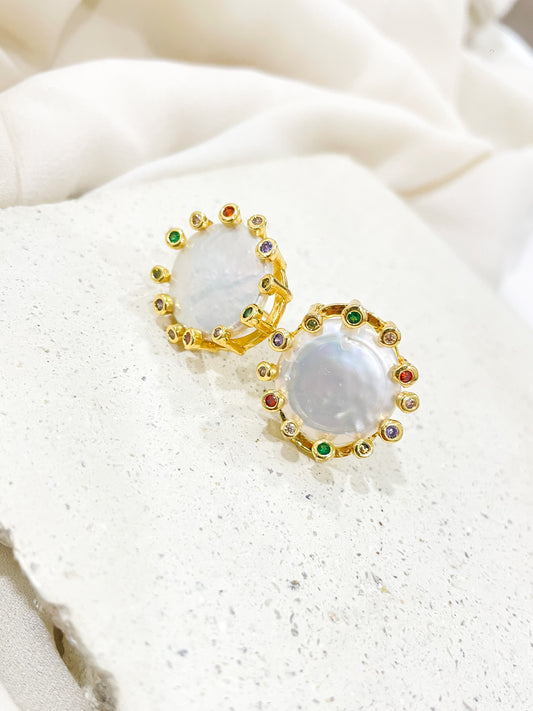 Sophia Gold Stud Earrings
