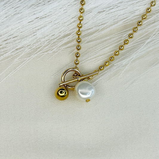 Mila Necklace