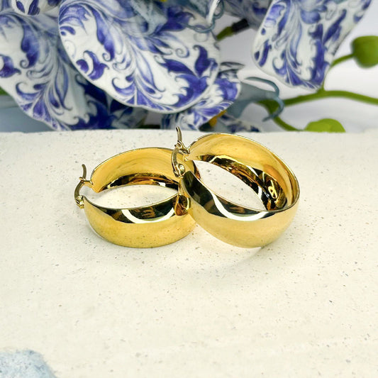 Maggie Gold Hoop Earrings
