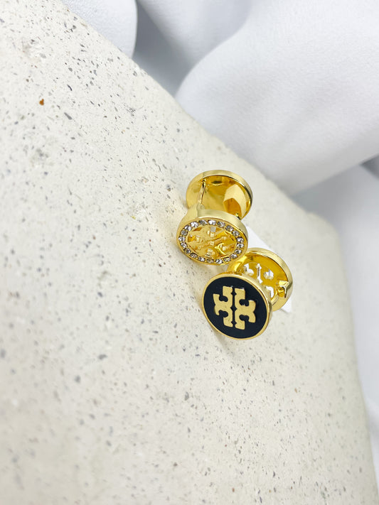 Román Gold Stud Earrings