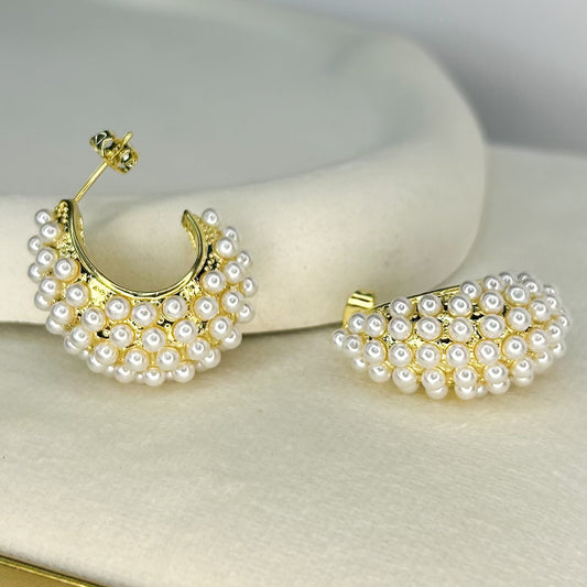 Lakely Pearl Stud Earrings