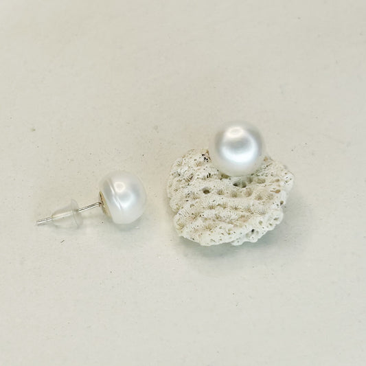 Juliet Pearl Stud Earrings