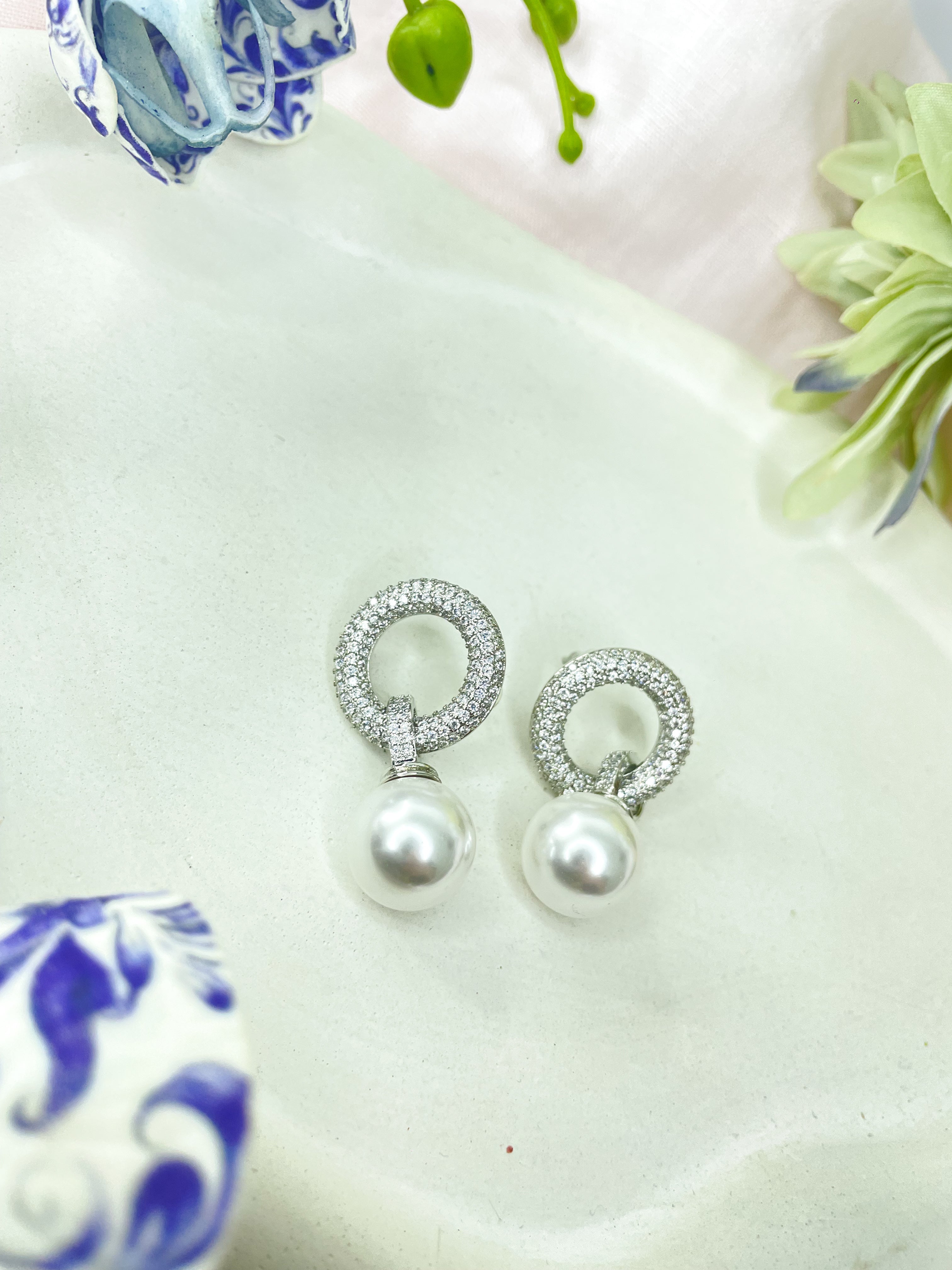 Carrie Pearl Silver Stud Earrings