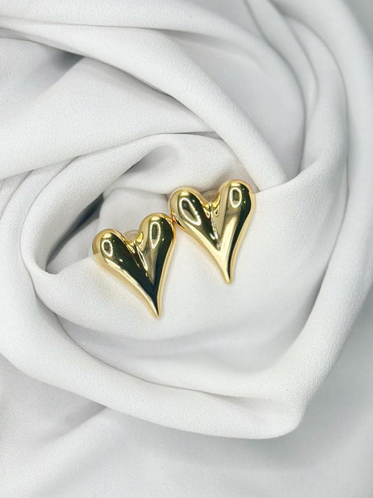 Hillary Gold Earring