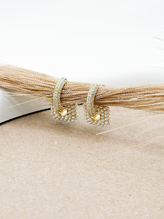 Vire Pearl Earring