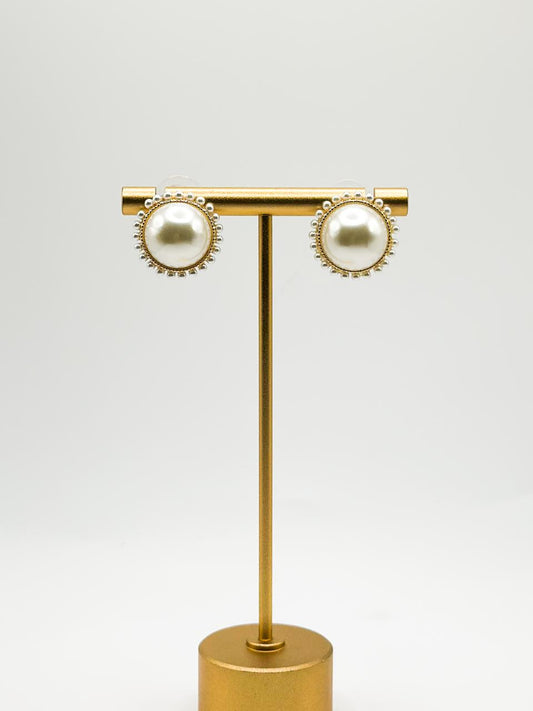 Agustina Pearl Earring