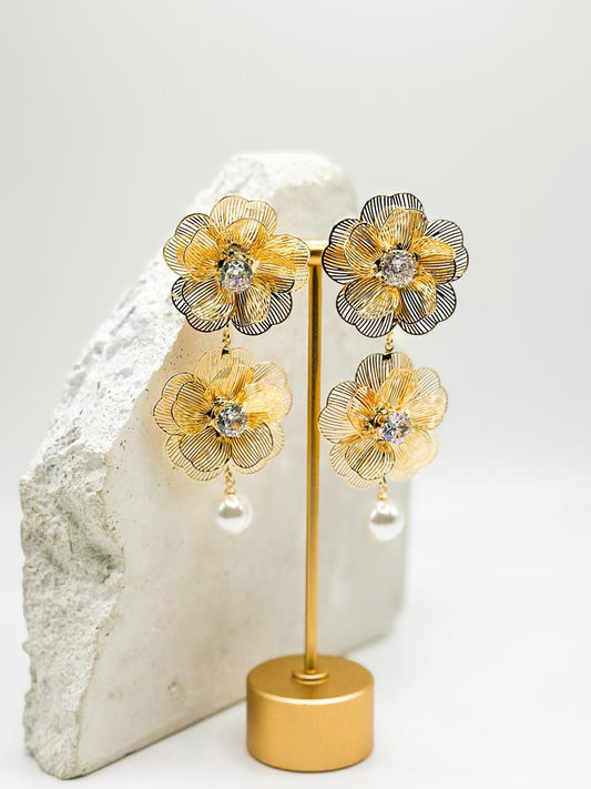 Cheri Gold Earring