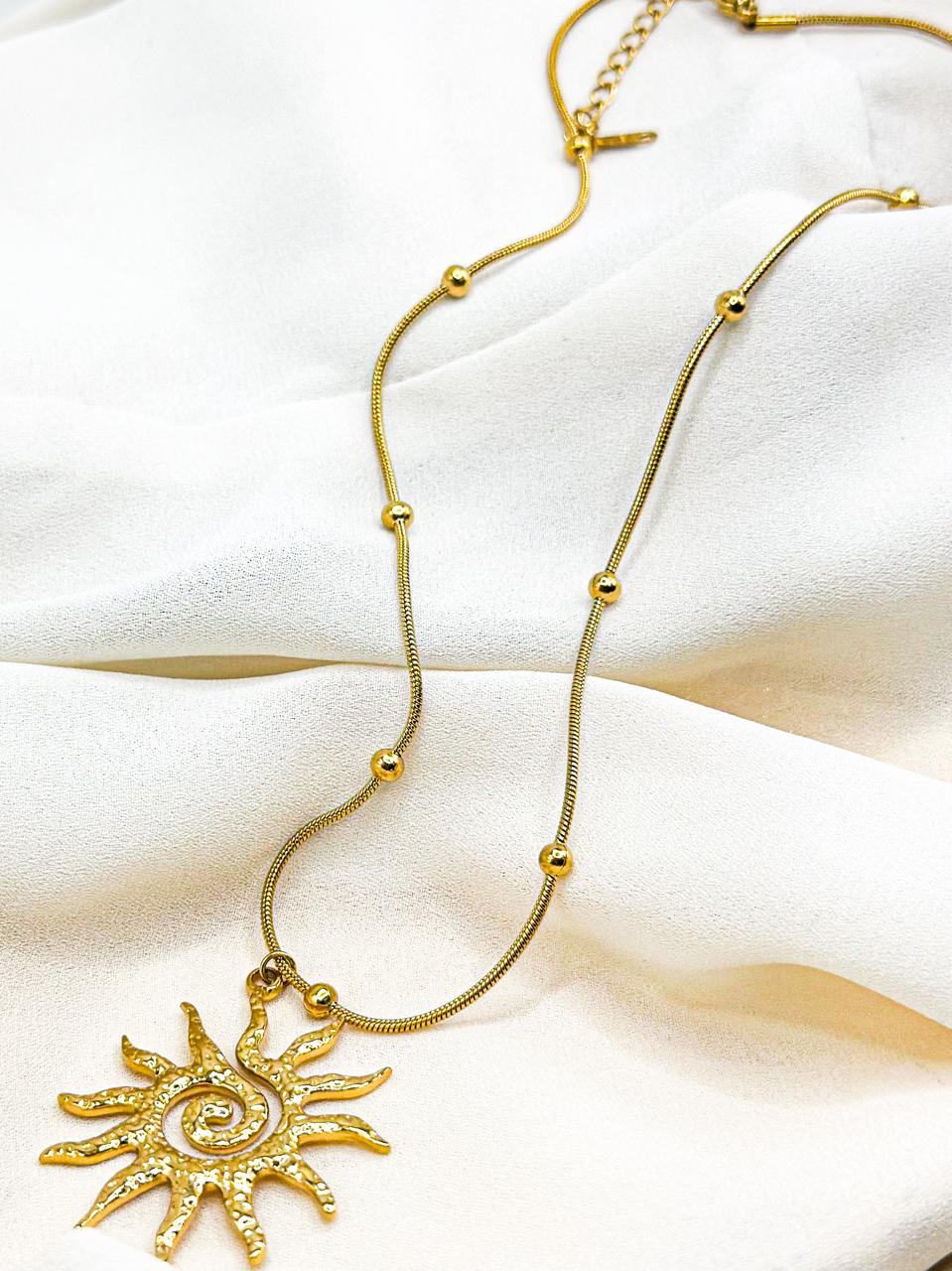 Daeron Necklace