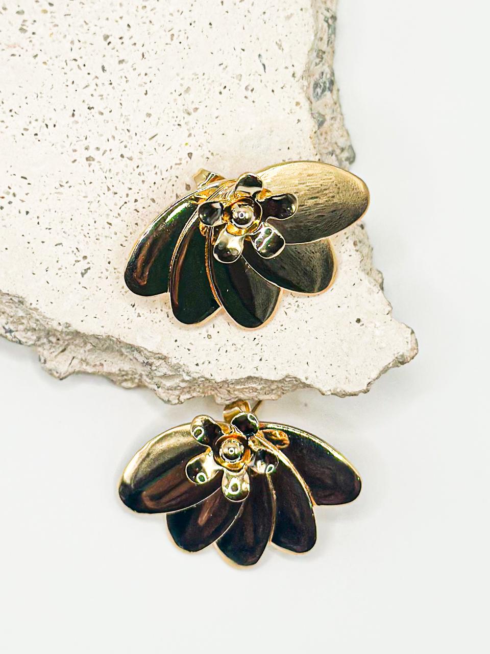 Eclat Gold Earrings