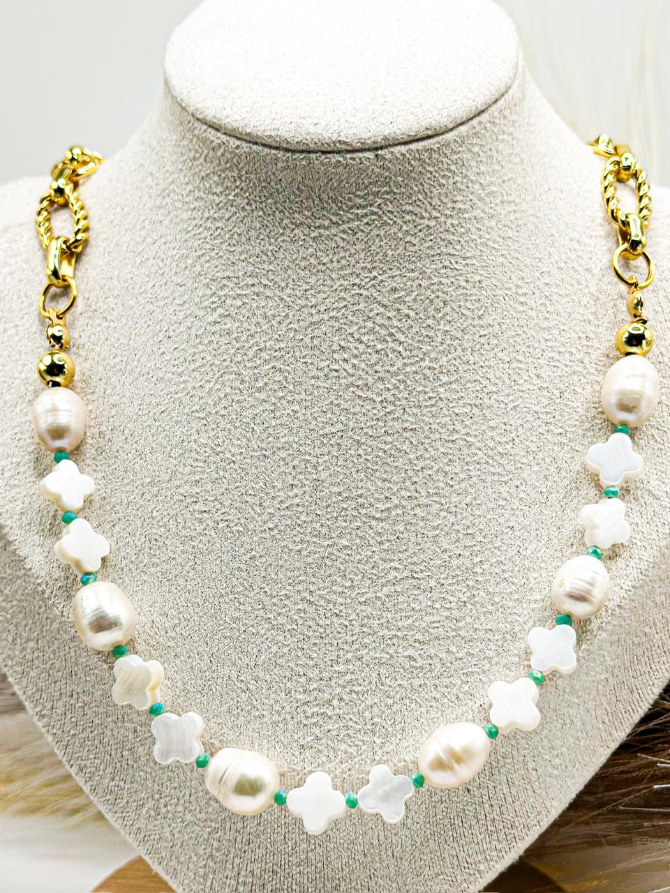 Valessia Necklace