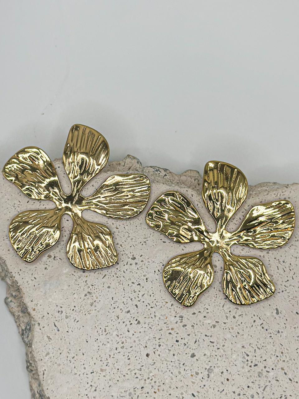 Kova Gold Earrings