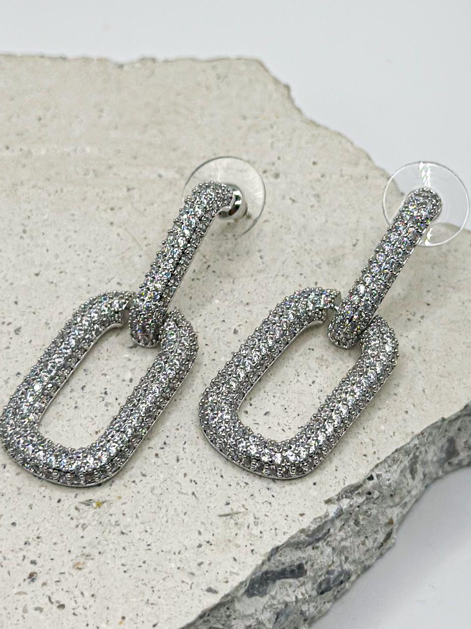 Aveny Silver Earrings