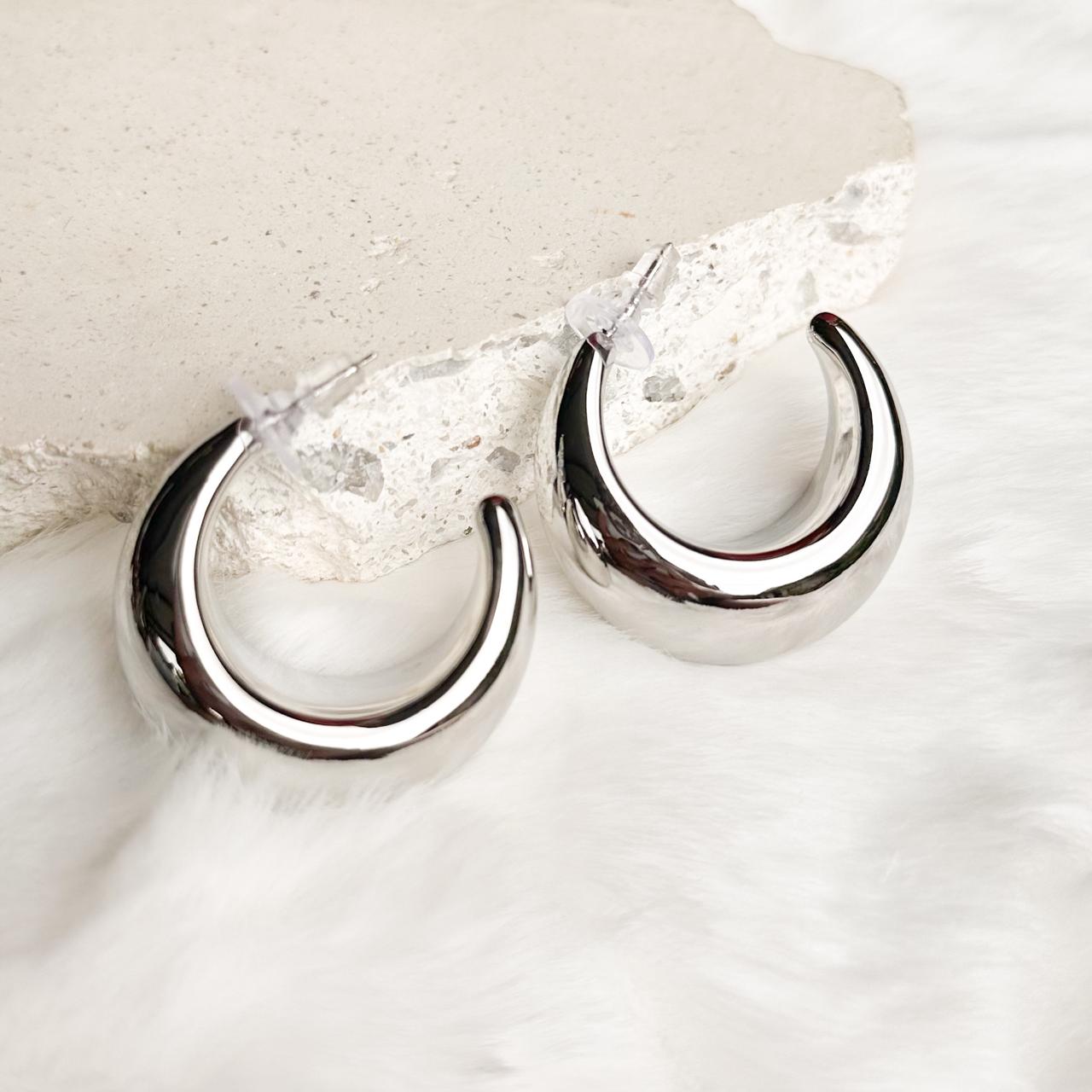 Nuvera Silver Earrings