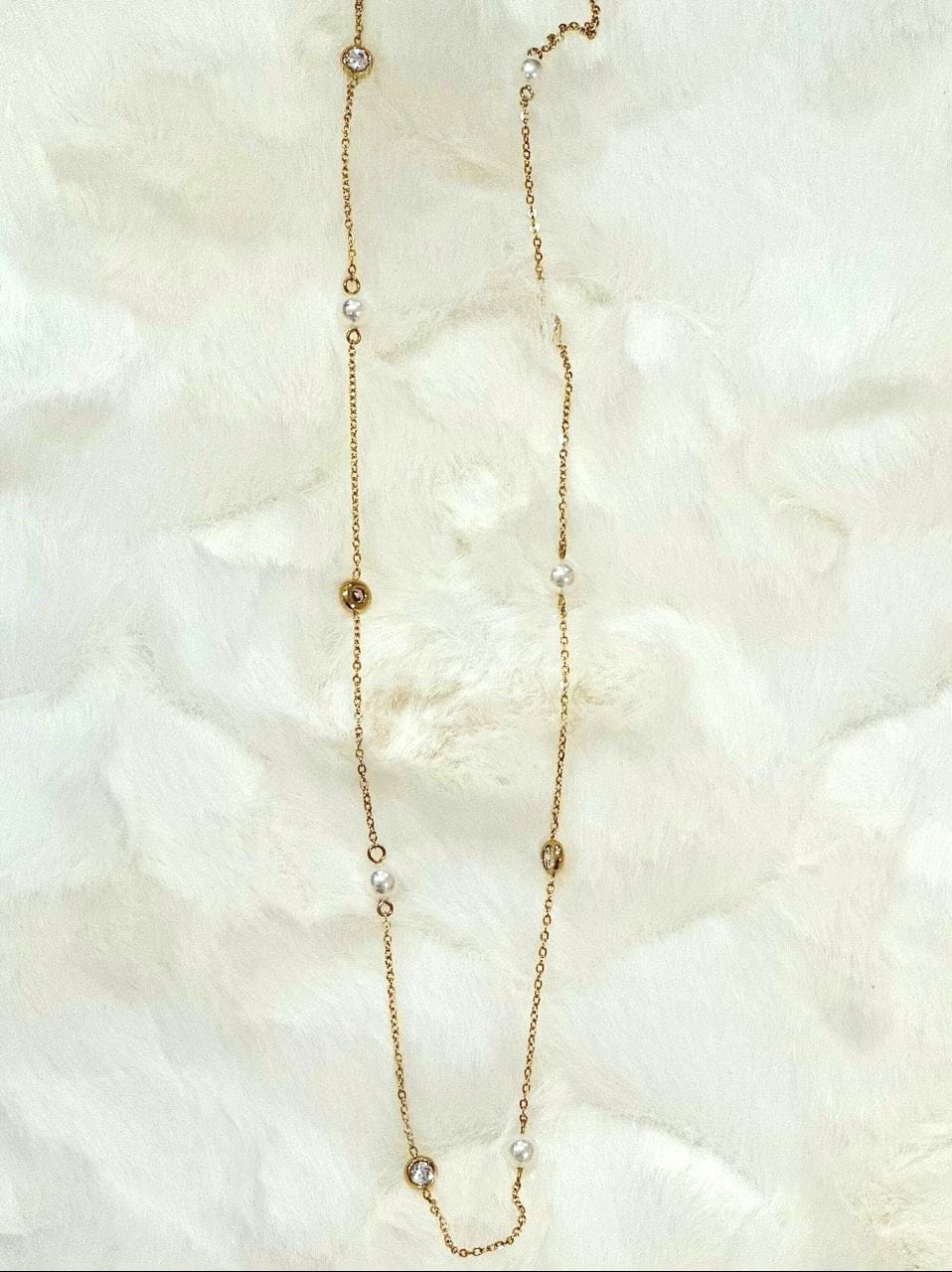 Avra Necklace